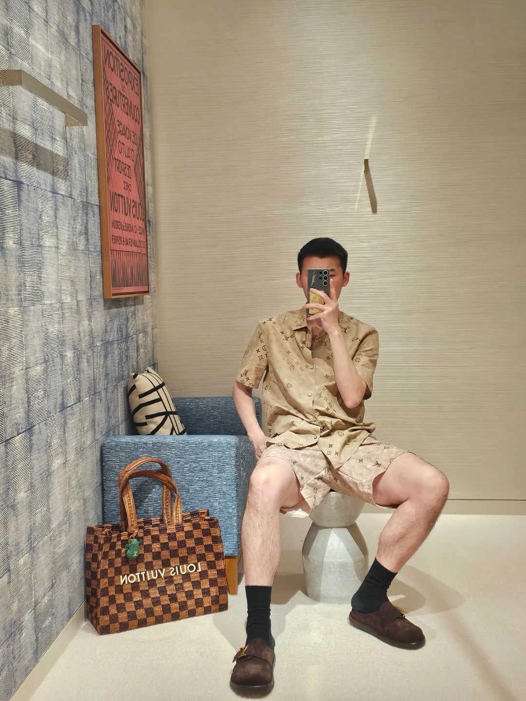 Louis Vuitton/Louis Vuitton presbyopic Khaki all-over printed suit shorts